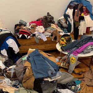 CUSTOMIZE YOUR BUNDLE! NEED TO SALE PLEASE LET ME KNOW ISO OR SIZES TO BUNDLE